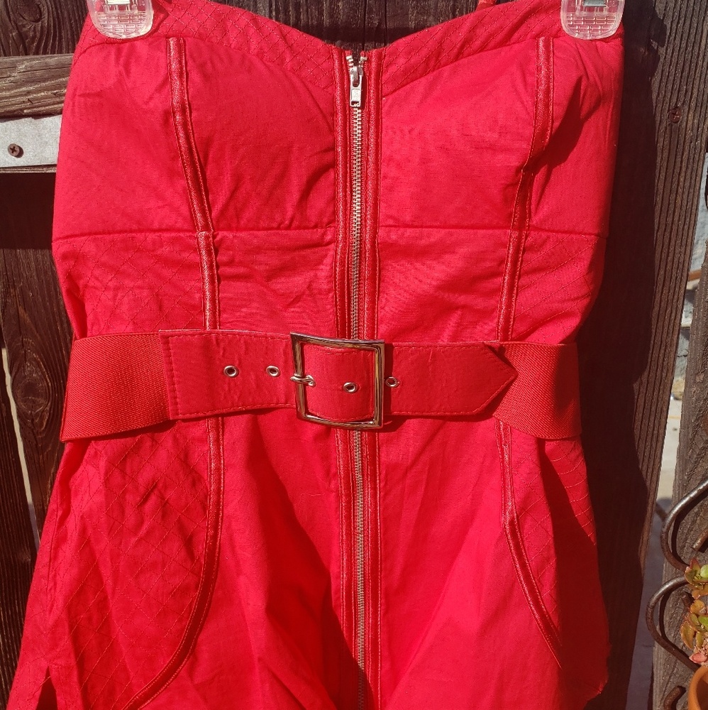 2be be Red Bustier M